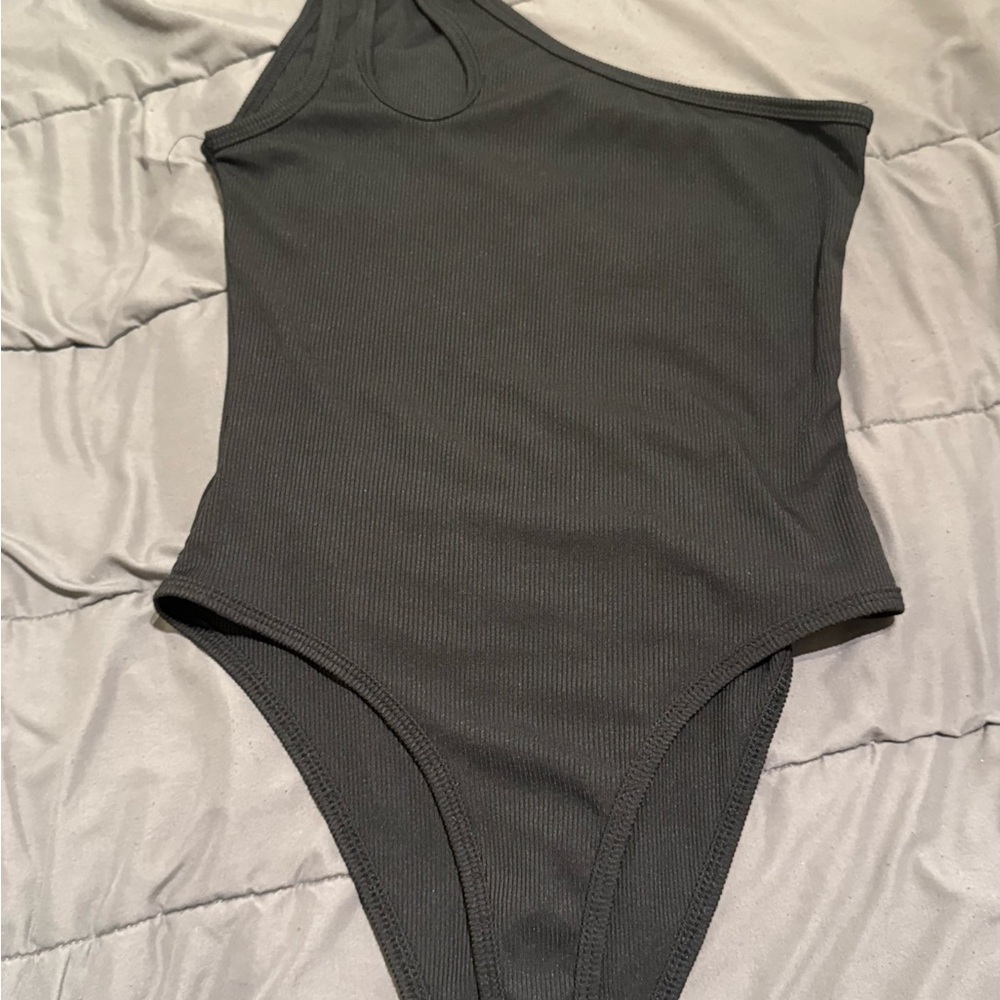 One-Shoulder Black Bodysuit